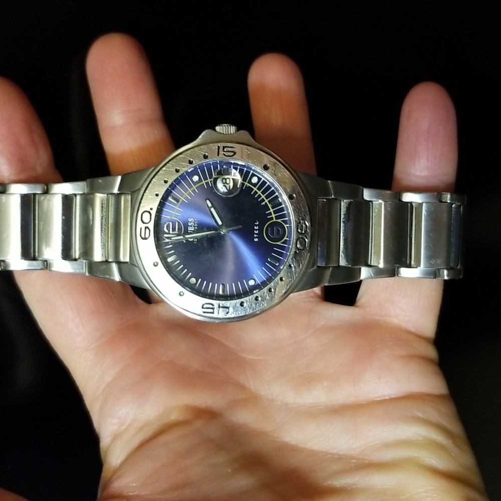 Mens Stainless Steel WATER RESISTANT "GUESS" Watch